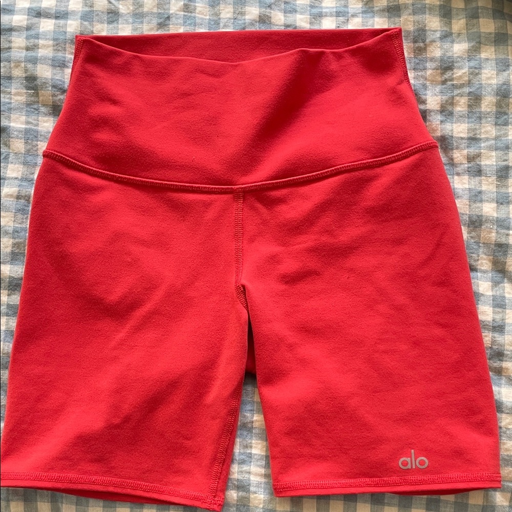 ALO 5” Yoga Women's Vibrant Red Bike Shorts